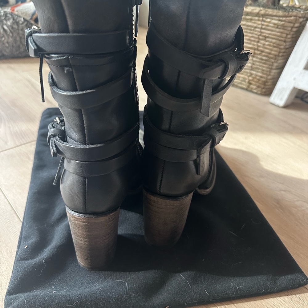 Bakers Women's Black Heeled Boots - Picture 5 of 7